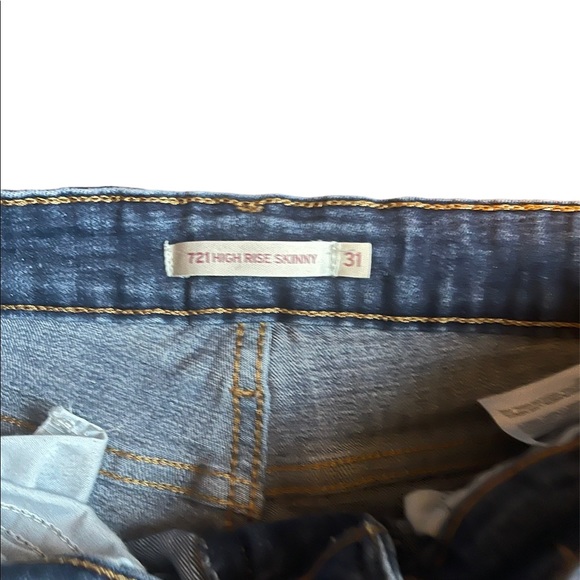Levi's Jeans- 721 High Rise Skinny Size 31 - Picture 3 of 4